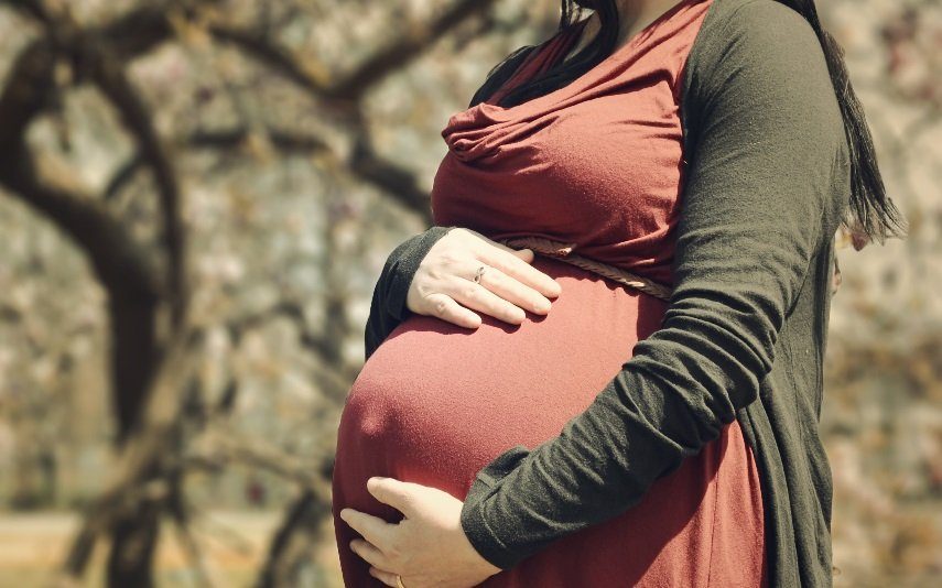 Para todas as mães emigrantes: «Ser mãe fora do país é ter medo»