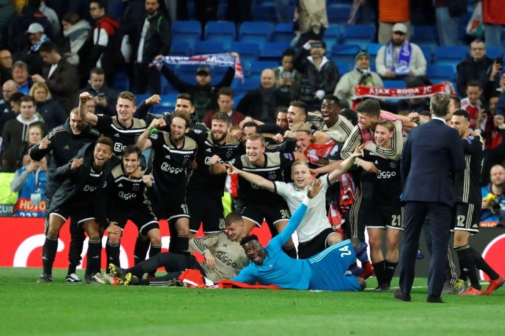 Ajax goleia em Madrid e afasta tricampeão Real nos oitavos [vídeo]