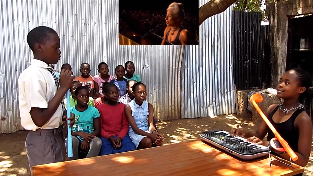 Crianças no Quénia imitam Bradley Cooper e Lady Gaga [vídeo]