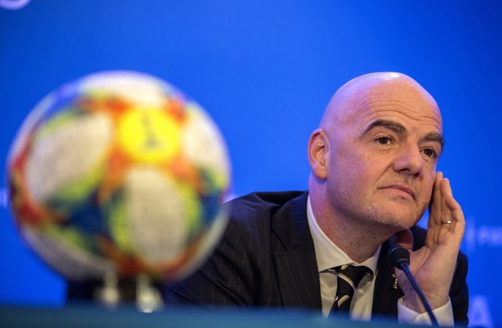 Presidente da FIFA quer «ponto final» ao racismo no futebol