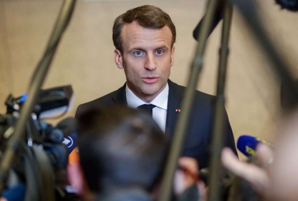 Macron adia discurso por causa de incêndio à catedral Notre-Dame