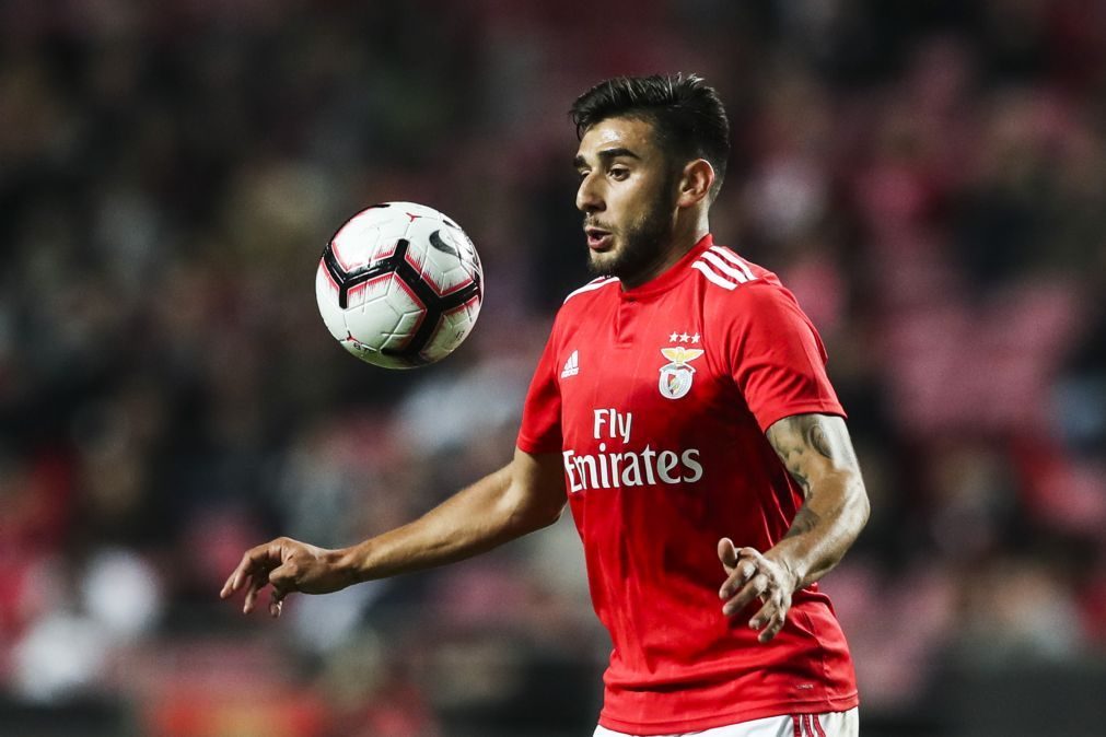 Salvio regressa aos convocados do Benfica após dois meses de ausência
