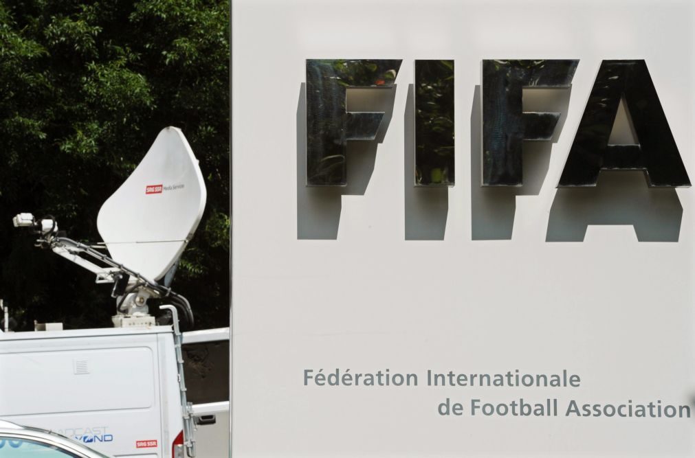 FIFA irradia 8 jogadores e um agente por manipulação de resultados