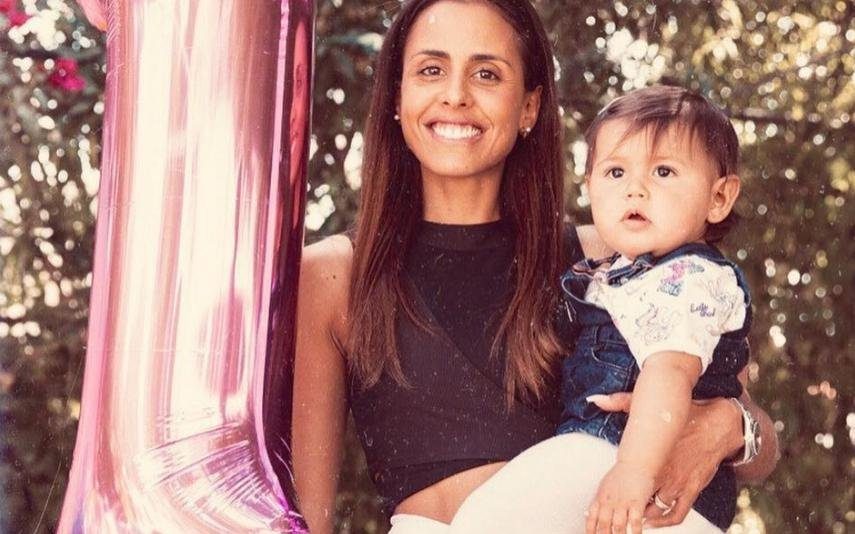 Filha de Carolina Patrocínio recupera de lesão e volta a andar