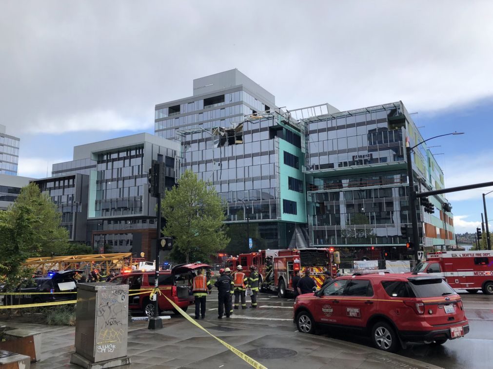 Queda de grua em Seattle faz 4 mortos e 3 feridos