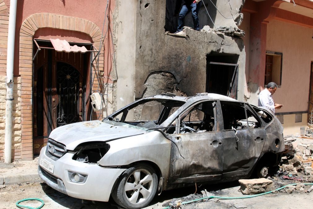 Ataques aéreos na Líbia fazem 4 mortos e 20 feridos