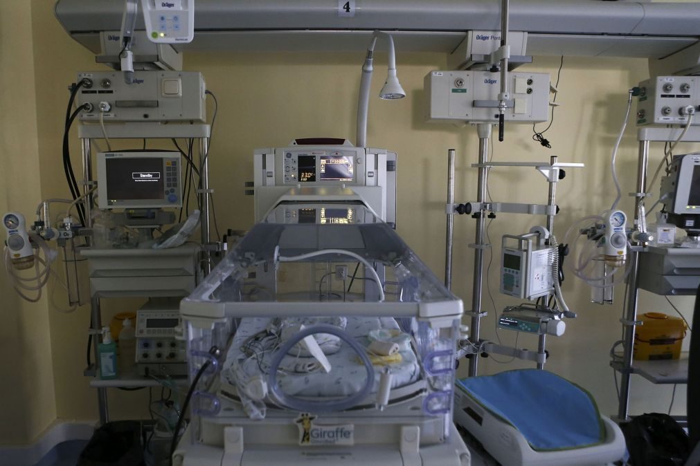 Hospital engana-se e desliga máquinas de paciente errado