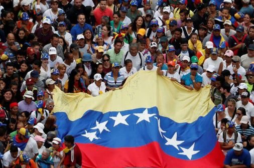 Golpe de Estado na Venezuela: Guaidó anuncia que militares estão finalmente do seu lado [vídeo]