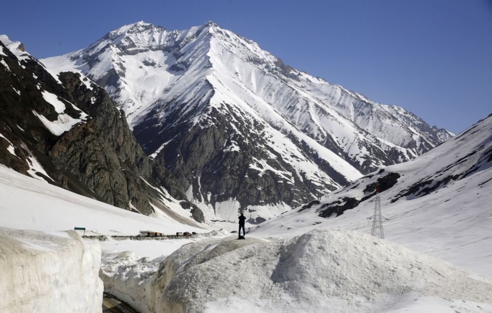 Militares afirmam ter encontrado pegadas de «criatura mítica» nos Himalaias [Foto]