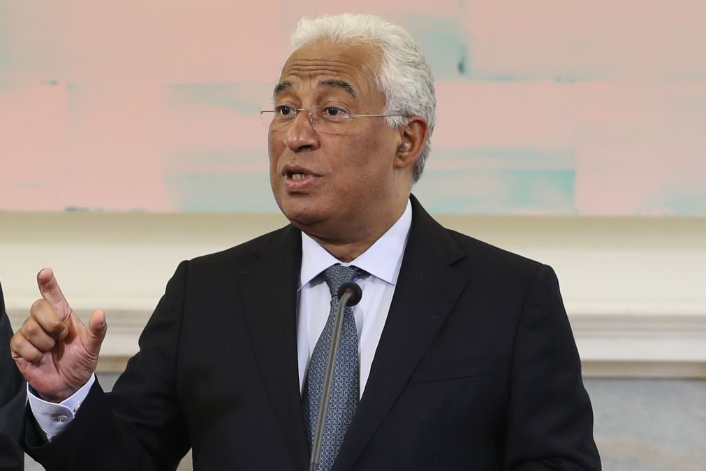 António Costa não avança, para já, com a requisição civil antecipada. Mas deixa aviso