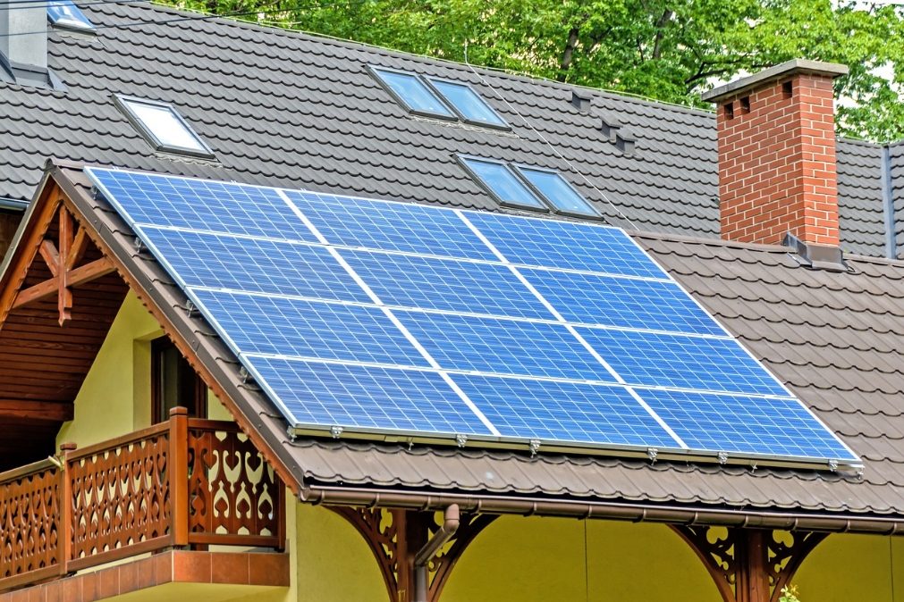 Cinco razões para usar energia renovável e poupar em sua casa