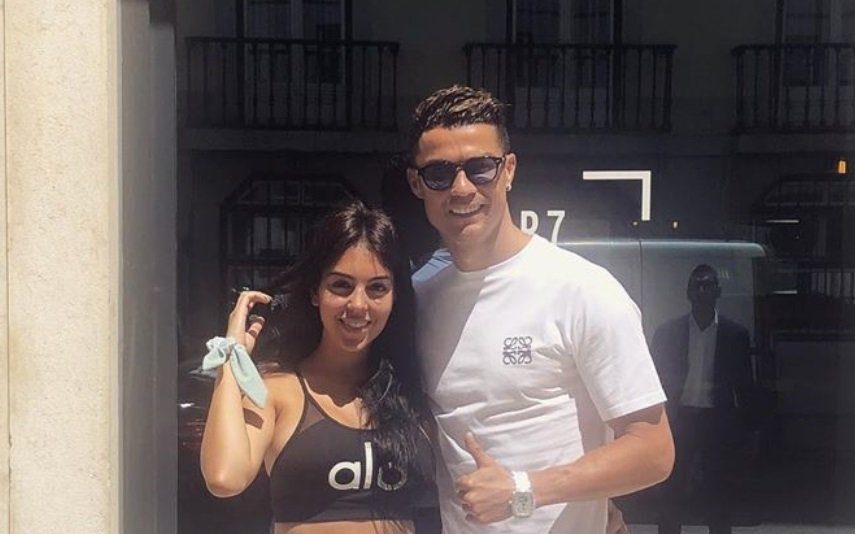 Cristiano Ronaldo e Georgina Rodríguez passeiam em Lisboa