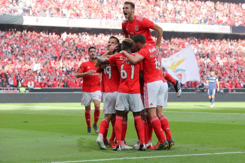 Benfica vence Santa Clara por 4-1 e é campeão nacional [vídeo]