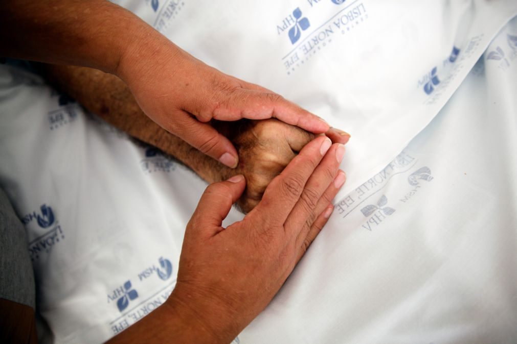 Quase 50 milhões de pessoas vão morrer em 2060 sem cuidados paliativos
