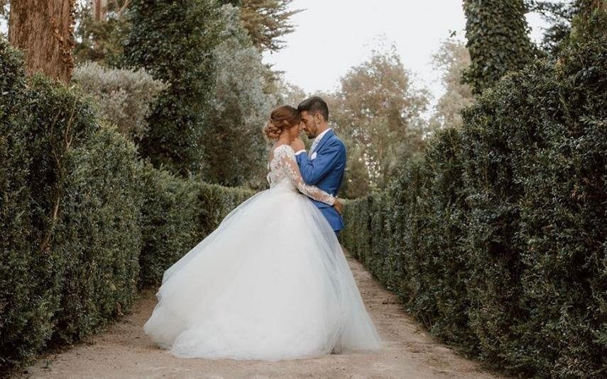 Pizzi e Maria de Barros celebram aniversário de casamento com fotografia especial