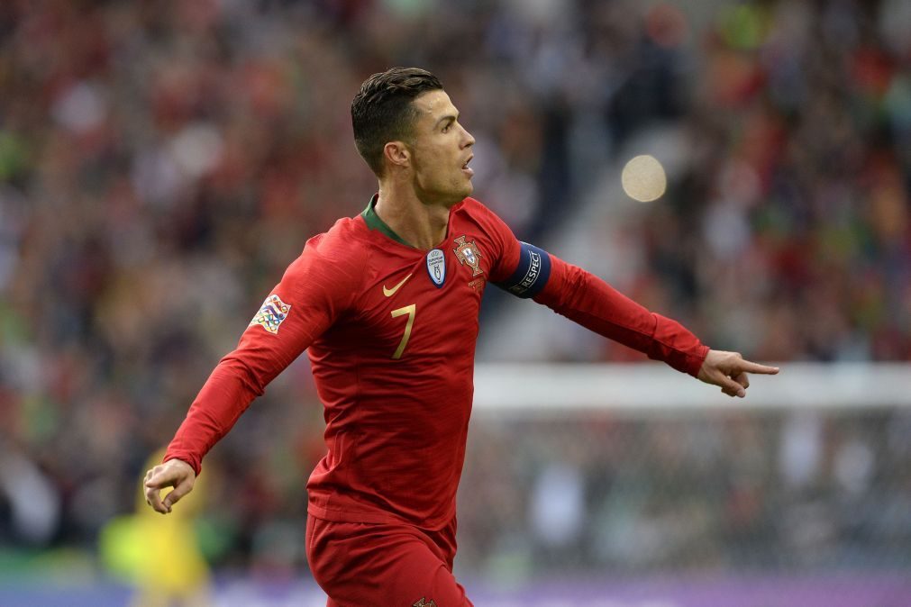Liga das Nações. Ronaldo faz hat-trick e 'fecha' vitória [vídeo]
