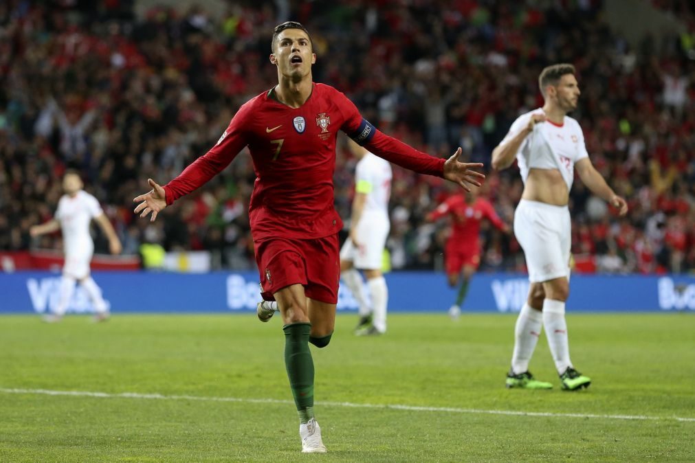 Liga das Nações. Ronaldo implacável leva Seleção à final [vídeo | resumo]
