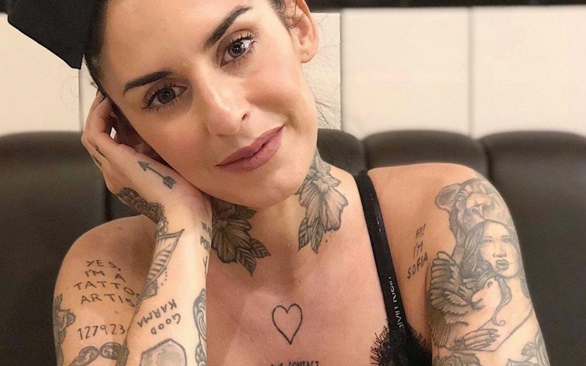 Sofia Dinis: O motivo que a levou a tatuar o corpo «Aos 9 anos foi-me diagnosticada psoríase»