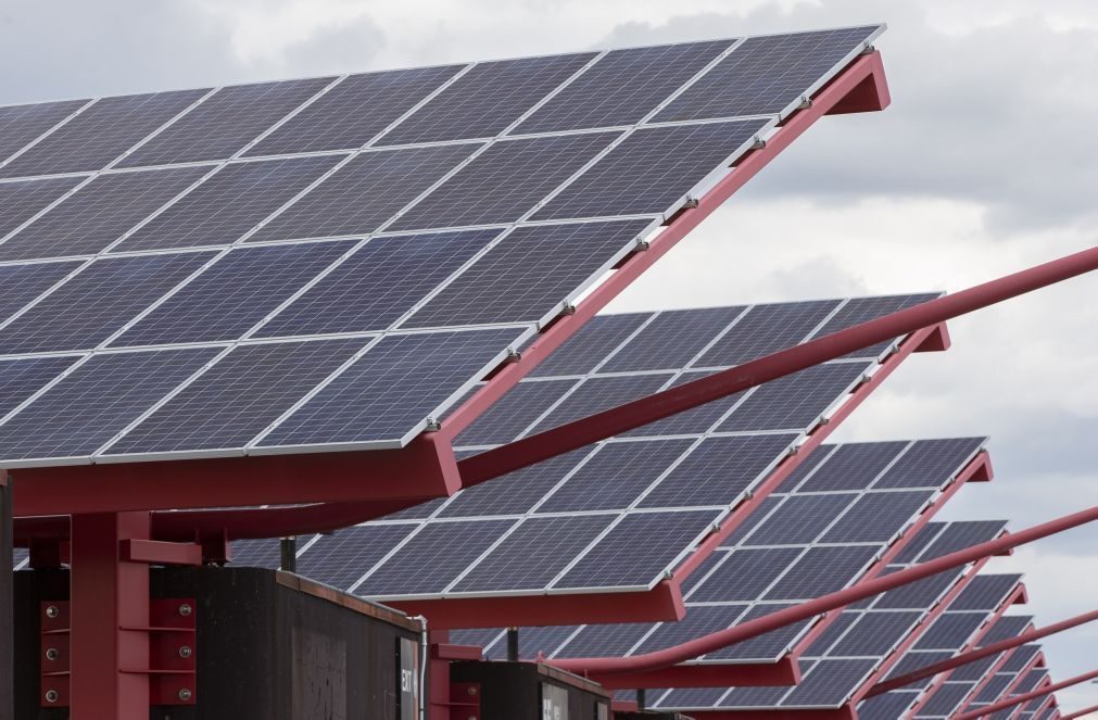 EDP fecha contrato nos EUA para venda e armazenamento de energia solar