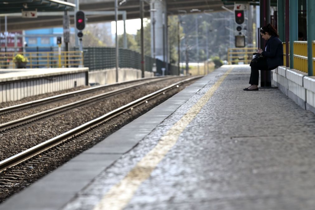 CP reduz comboios na Linha de Sintra e ajusta horários no Oeste