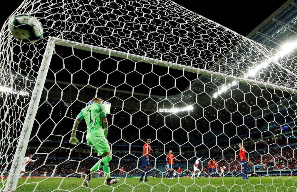 Copa América | Peru elimina Chile e joga final contra Brasil [vídeo]