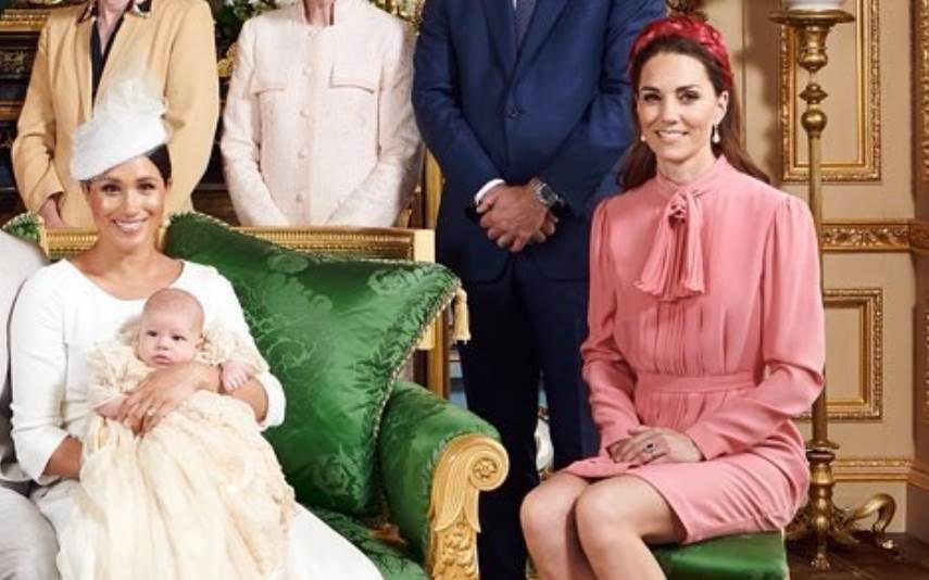 Kate Middleton deslumbra no batizado de Archie com acessórios de 1277 euros
