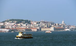 Jovem de 22 anos morre em Lisboa depois de mergulho no Tejo