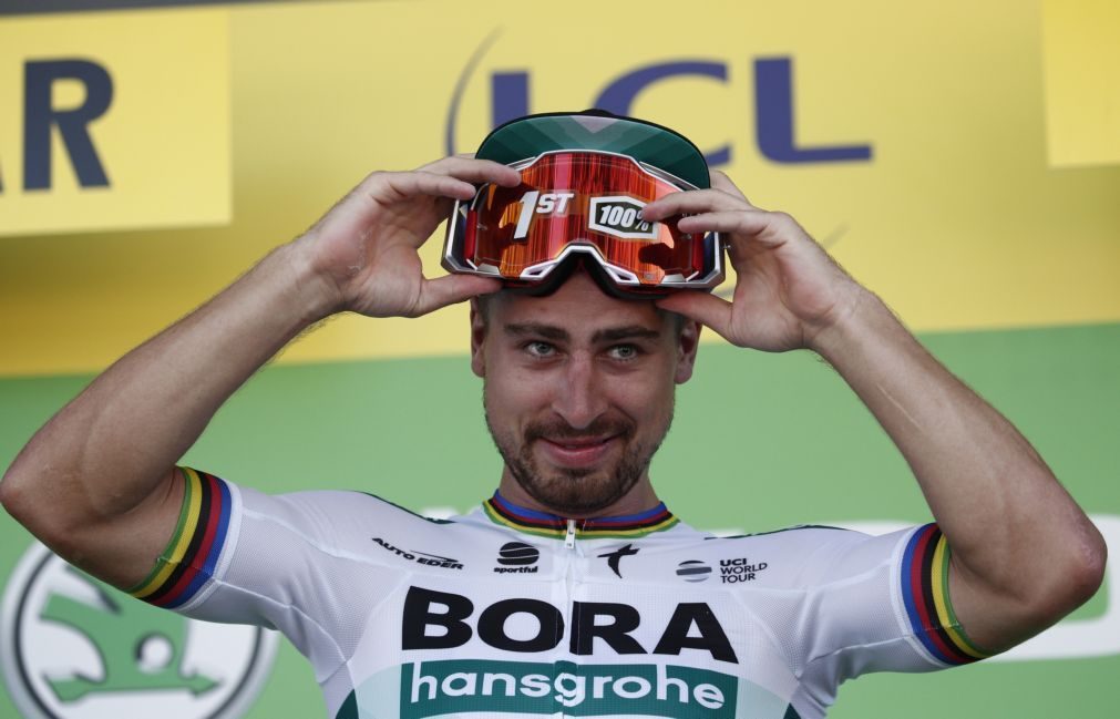 Tour: Peter Sagan regressa às vitórias e festeja pela 12.º vez em França