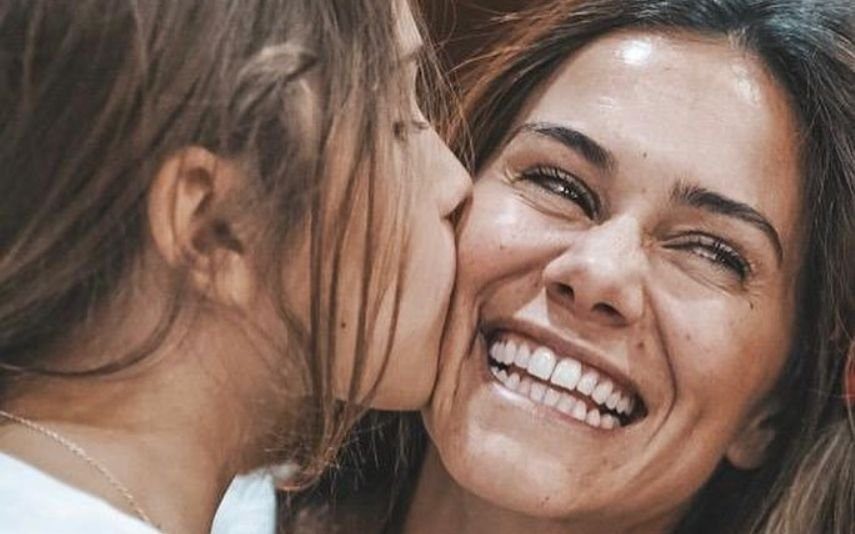Filha de Cláudia Vieira declara-se à mãe: «És a melhor mãe do mundo»