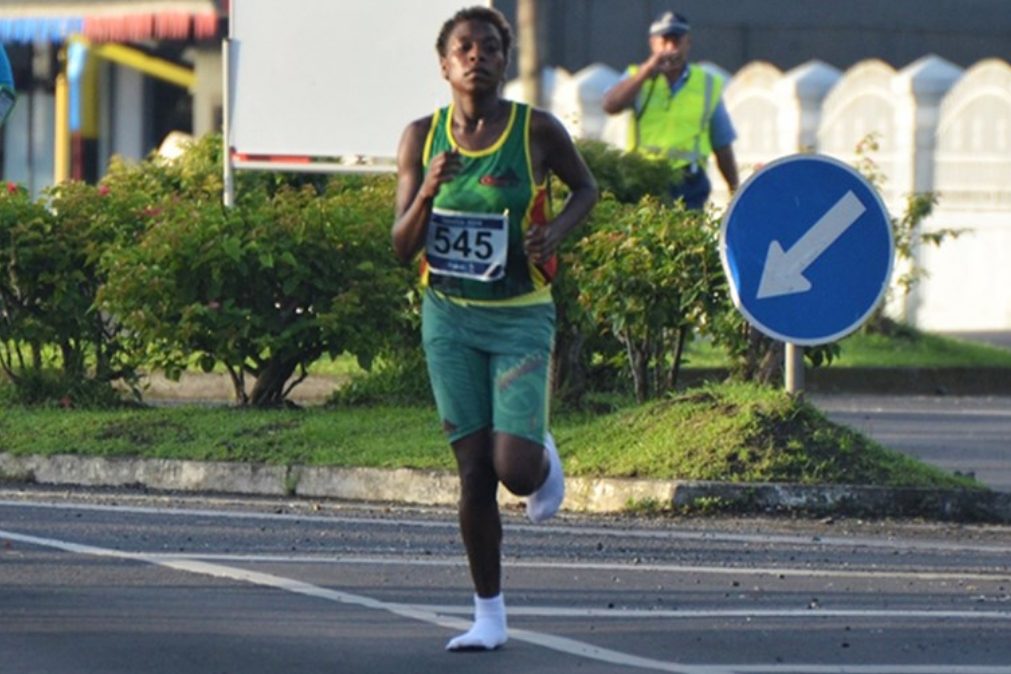 Vence meia maratona a correr de meias: «As vitórias são fruto do nosso talento»