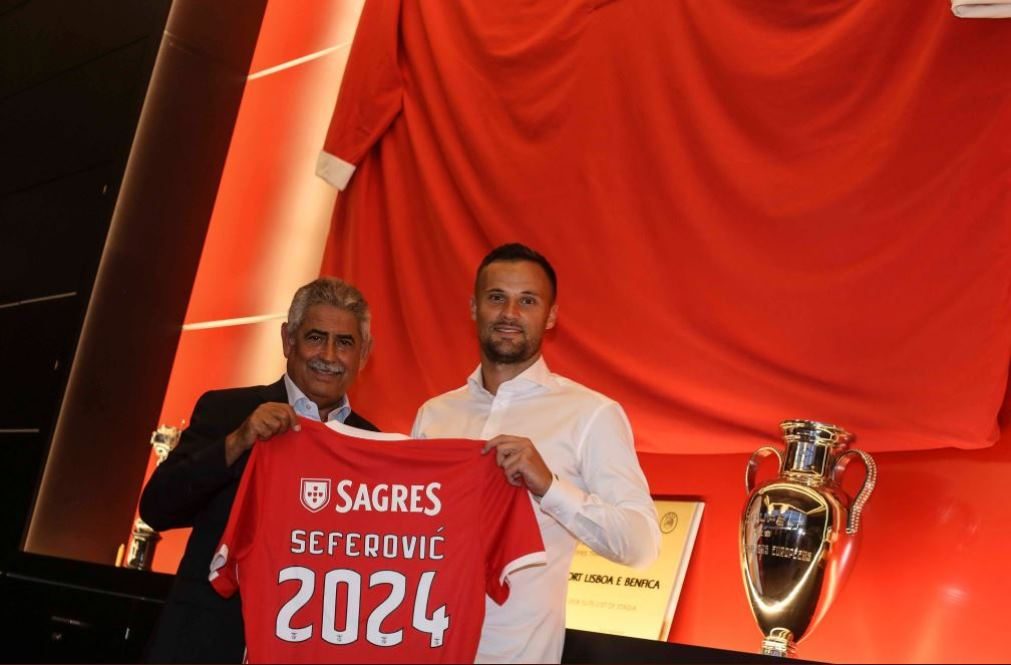 Benfica segura Seferovic até 2024