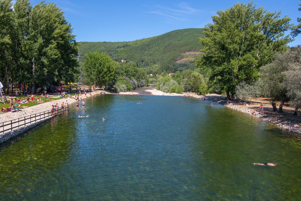 Dez praias fluviais irresistíveis de Norte a Sul de Portugal