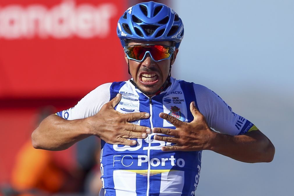 João Rodrigues conquista a Volta a Portugal em bicicleta