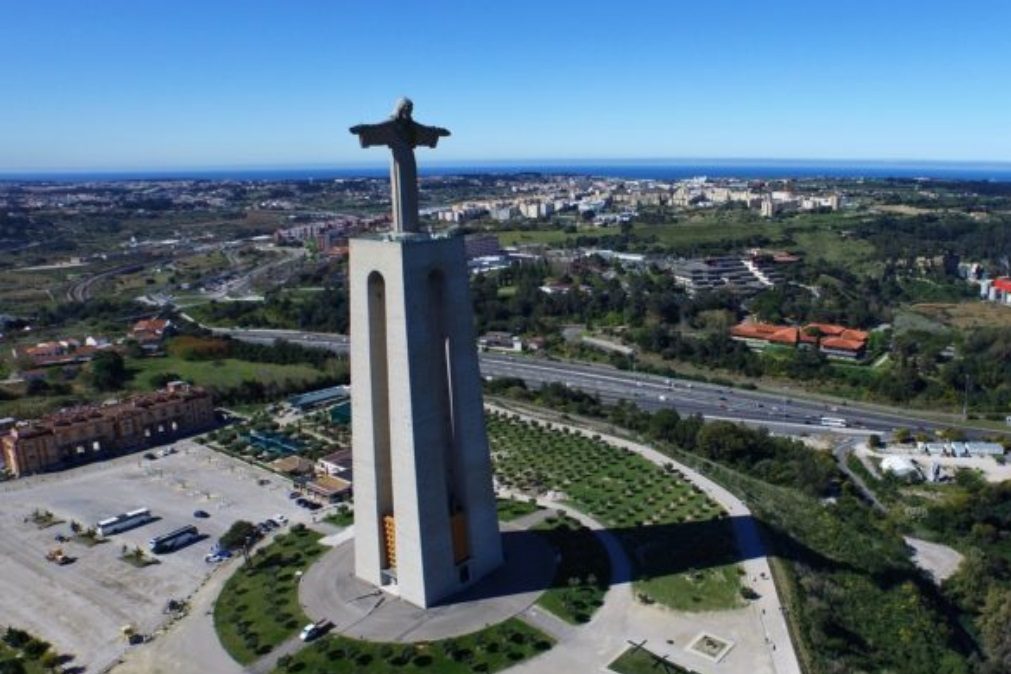 Incêndio em Almada está em «fase de resolução»