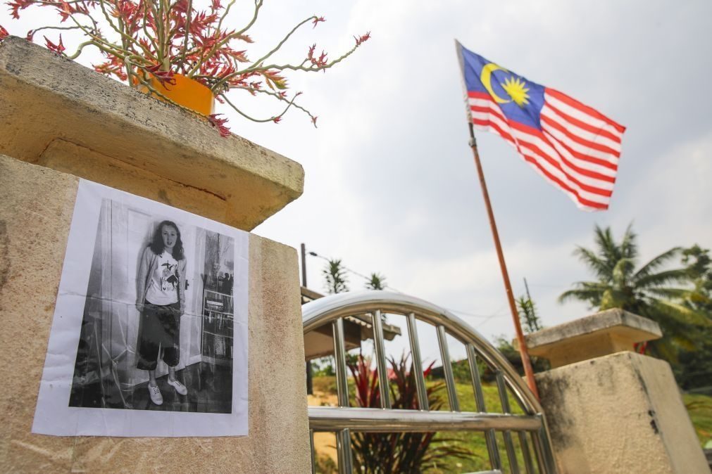 Corpo encontrado na Malásia é mesmo da jovem inglesa que estava desaparecida