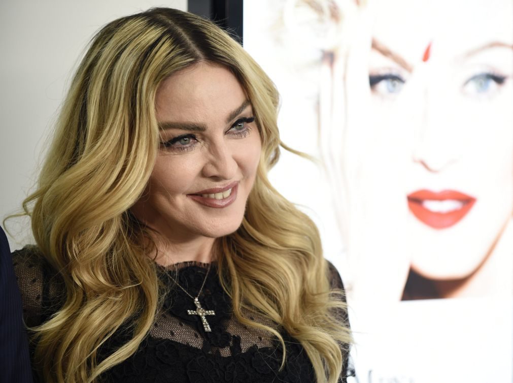 Madonna adia início da digressão mundial 