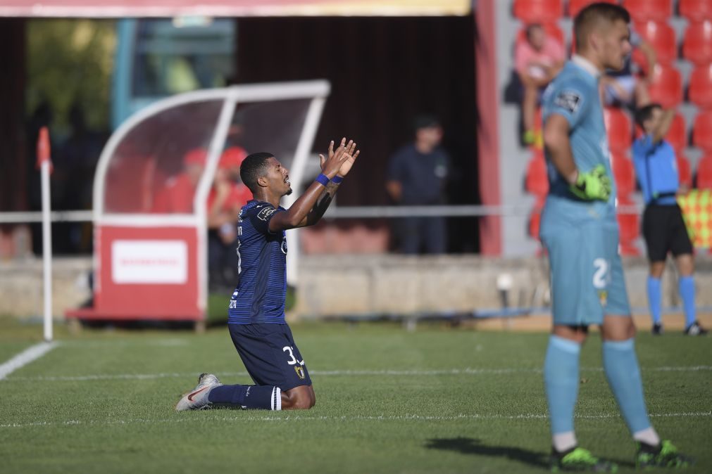 Famalicão vence nas Aves e assume liderança da Liga NOS [vídeo]