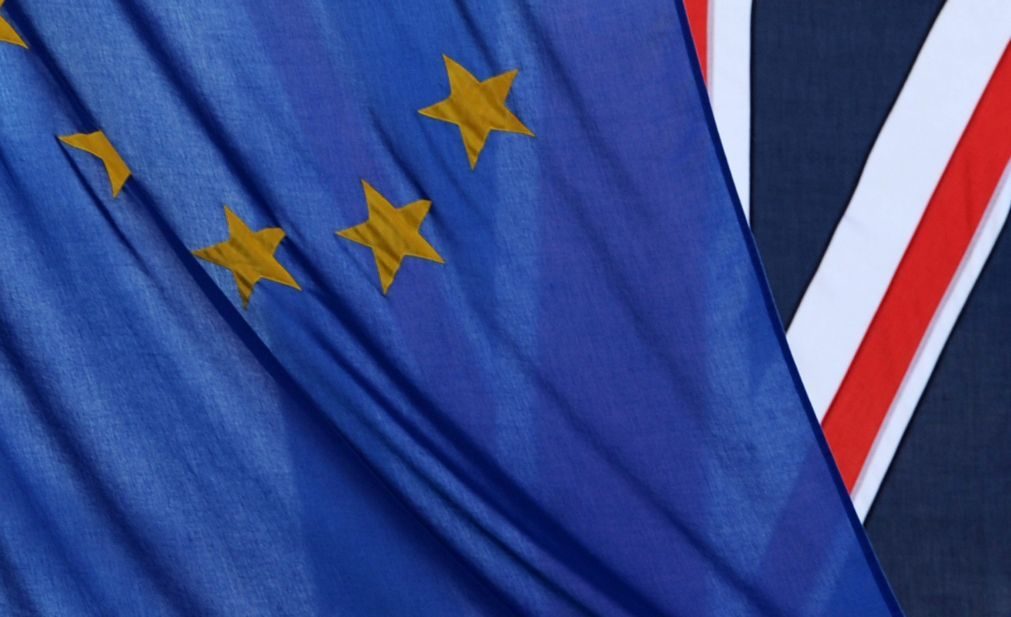 Parlamento aprova proposta para travar Brexit sem acordo