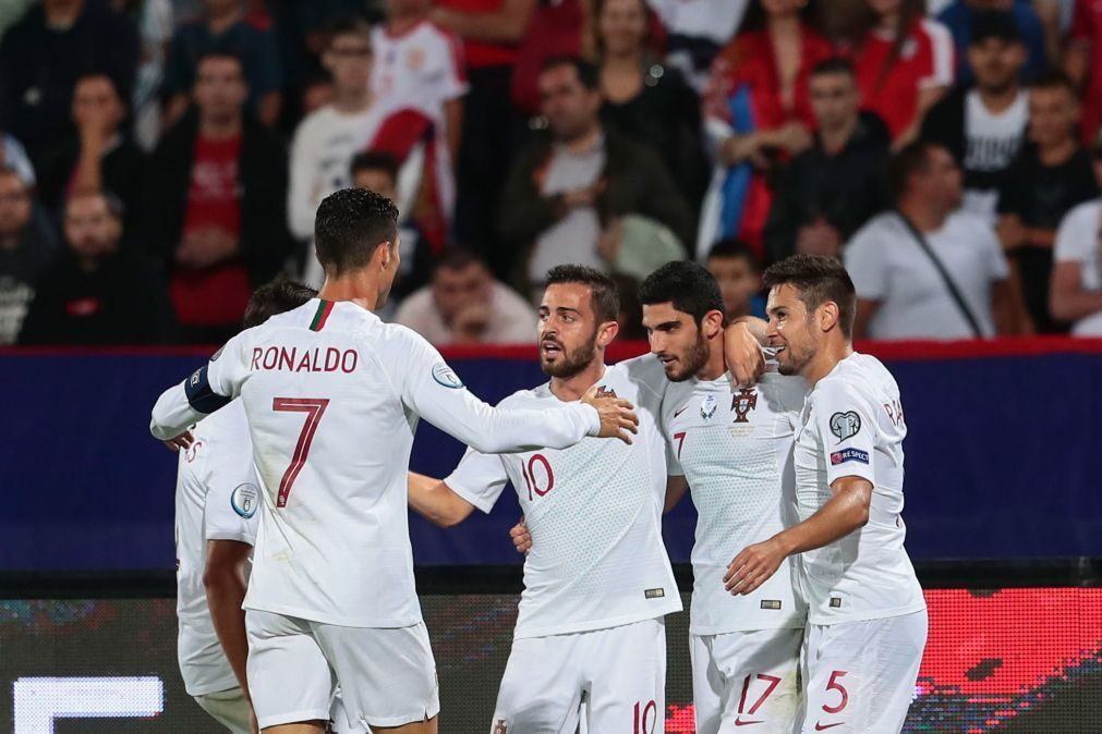 Portugal vence na Sérvia e sobe ao segundo lugar do Grupo B [veja os golos]