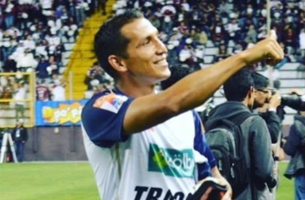 Futebolista César Carrillo Madrigal morre em acidente