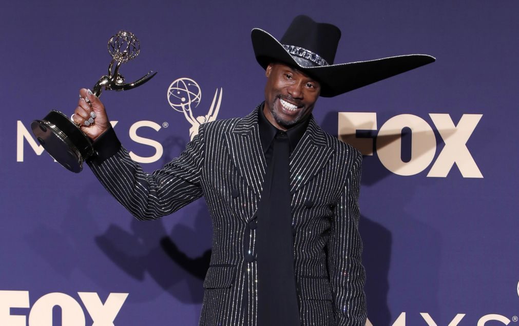 Billy Porter faz história como primeiro gay afro-americano a vencer Emmy