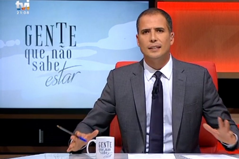 Ricardo Araújo Pereira faz paródia com negócio entre Cofina e TVI