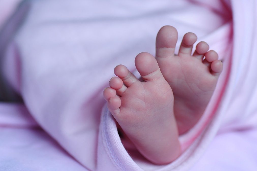 Covid-19: Nasceu no Porto o primeiro bebé filho de mulher infetada
