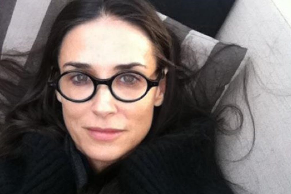 Demi Moore vendida pela mãe e violada aos 15 anos