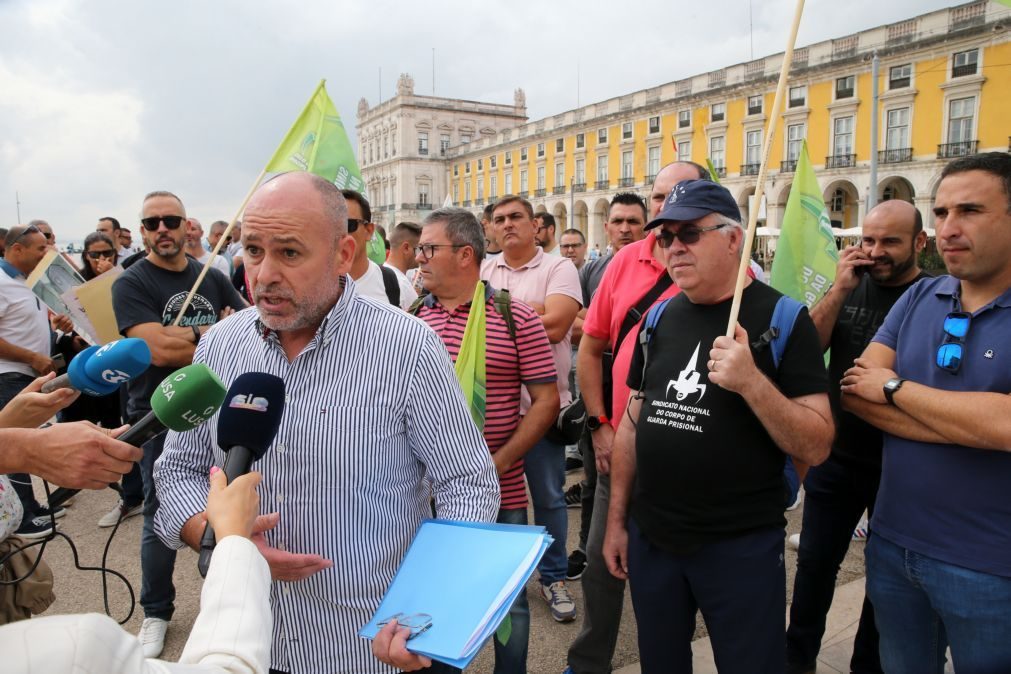 Guardas prisionais voltam à greve pela segunda vez em setembro