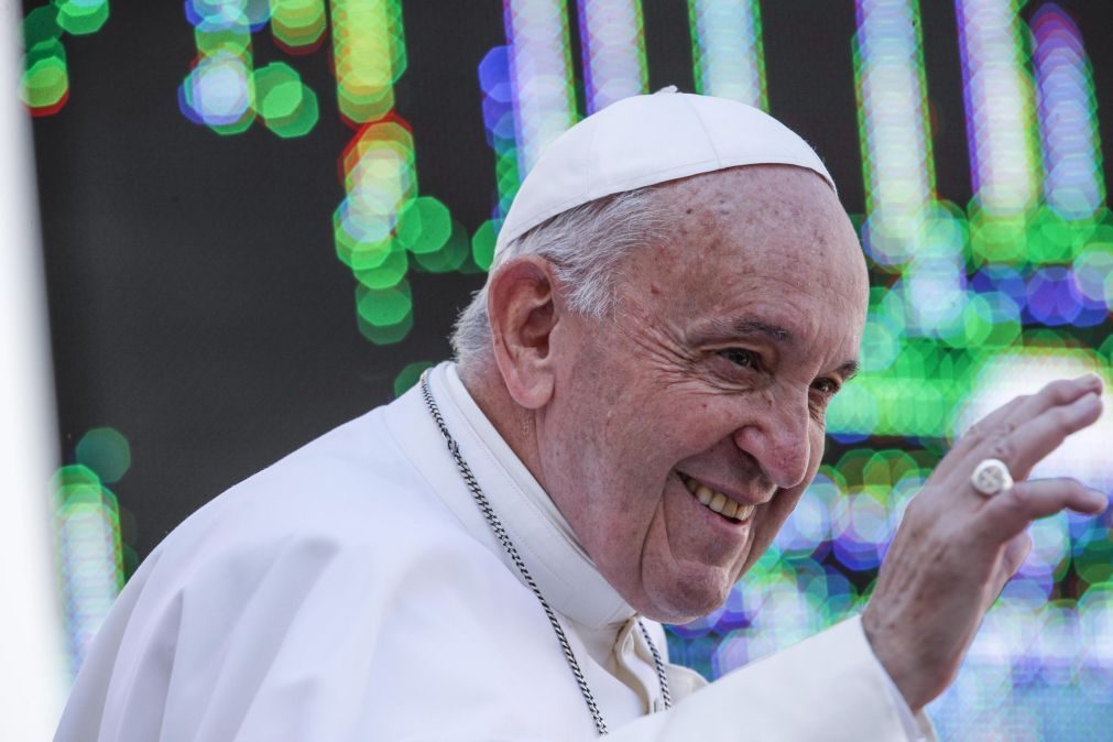 Papa pede mais humanidade e menos discriminação