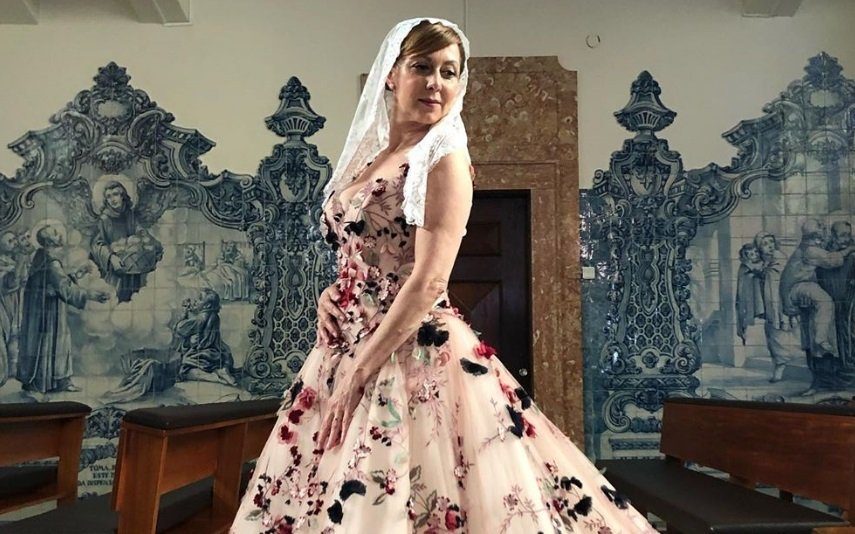 Maria João Abreu veste-se de noiva Eis os detalhes do vestido da euromilionária de Golpe de Sorte