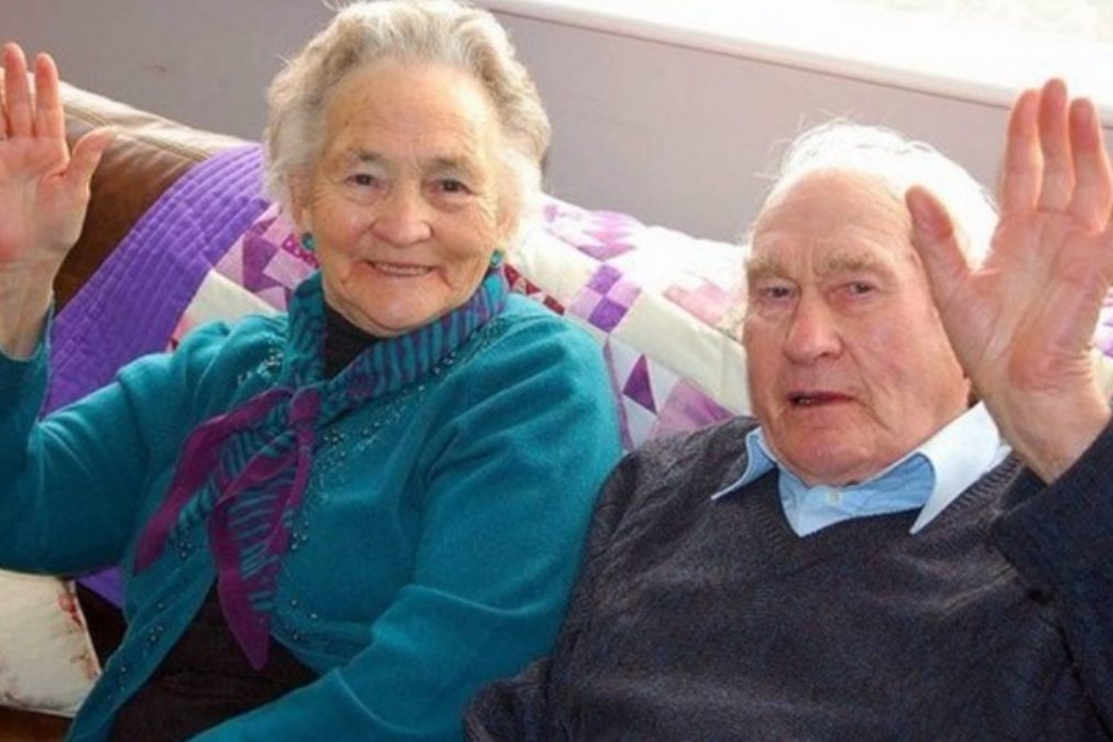 Estavam casados há 71 anos e morreram com 4 minutos de diferença