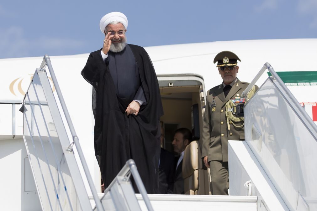 Presidente iraniano disponível para renegociar acordo nuclear com potências