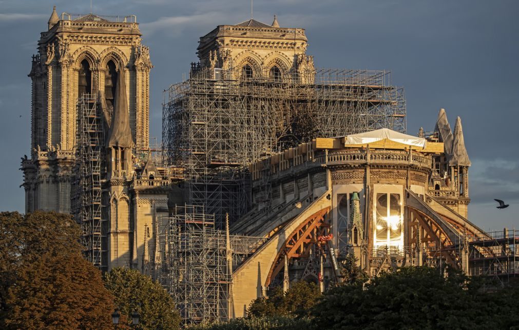 Notre-Dame | Já foram doados 922 milhões de euros para restaurar a catedral